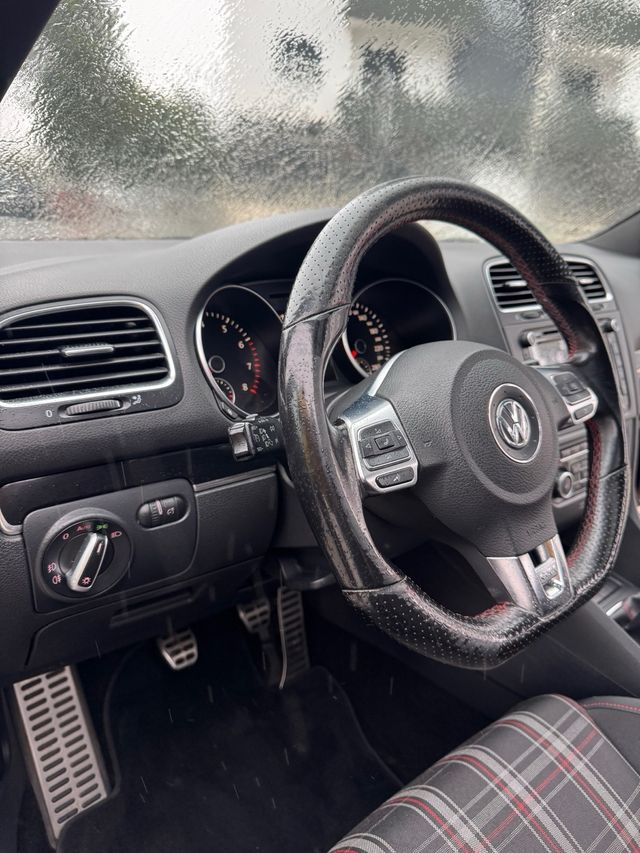 Volkswagen Golf GTI 2010