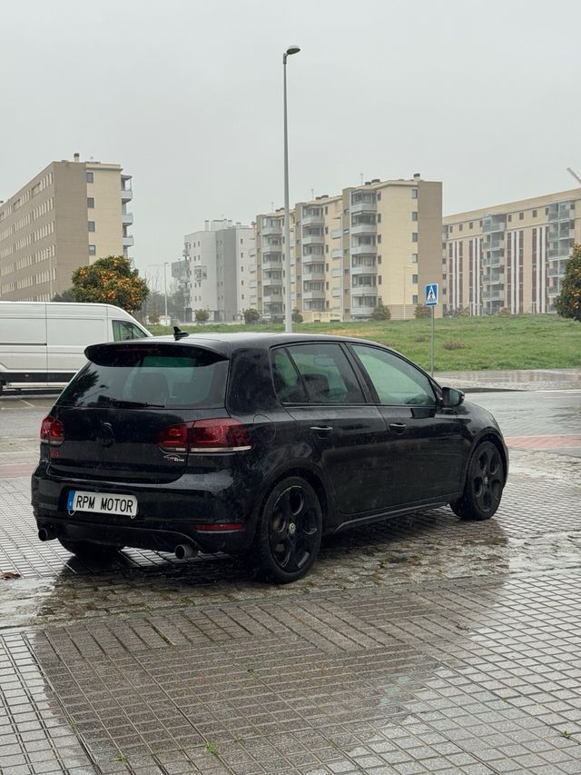 Volkswagen Golf GTI 2010