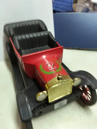 Coche de Juguete Paya Clásico Rojo