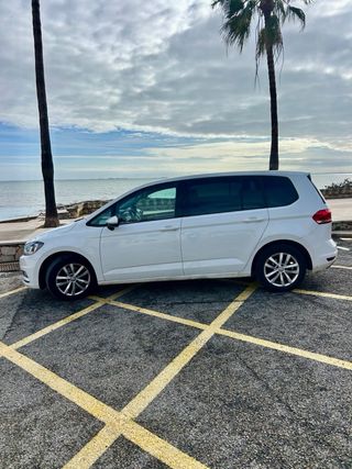 Volkswagen Touran 2016