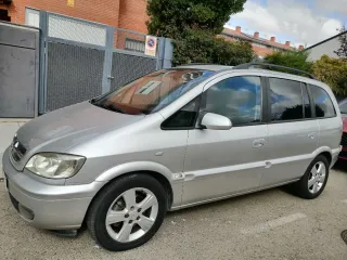 Opel Zafira 2005