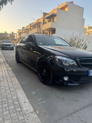 Mercedes-Benz C350 AMG