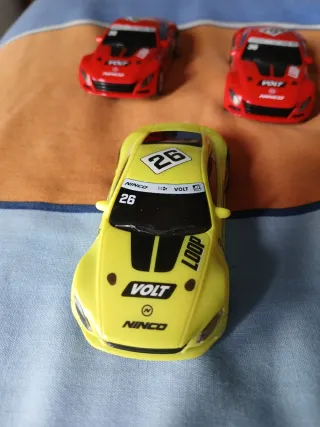 3 Coches Slot Ninco Volt Loop