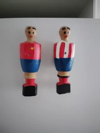 Muñecos futbolín madera