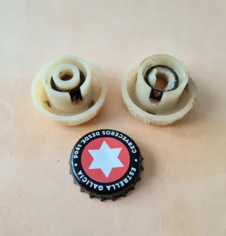 Radio Antigua Lote de 2 botones