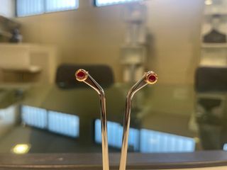 Pendientes Oro Rosa 18k con Rubí