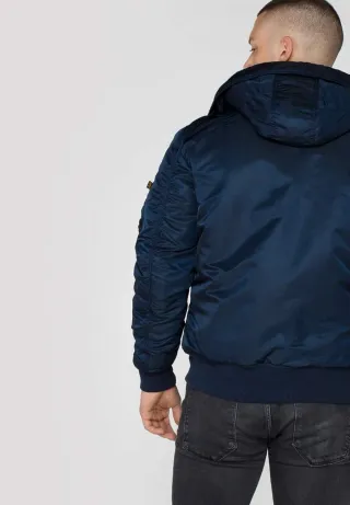 Chaqueta Alpha Industries con capucha Talla S/M