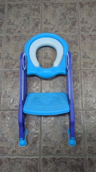 Adaptador de baño infantil azul
