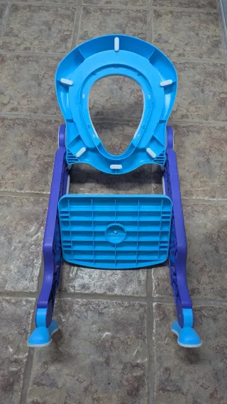 Adaptador de baño infantil azul