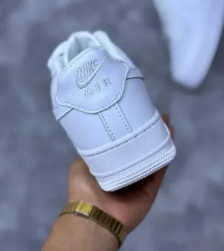 Zapatillas Nike Air Force 1 Blancas Nuevas.