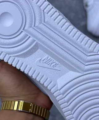 Zapatillas Nike Air Force 1 Blancas Nuevas.