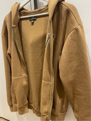 Sudadera H&M beige con capucha y cremallera (XS)