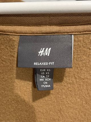 Sudadera H&M beige con capucha y cremallera (XS)