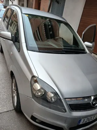 Opel Zafira 2005