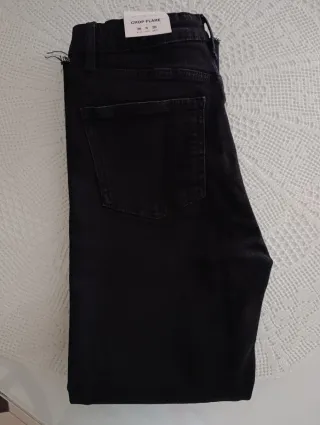 Pantalón flare Talla 38 CON ETIQUETA