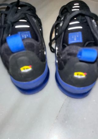 Nike Air VaporMax negras y azules