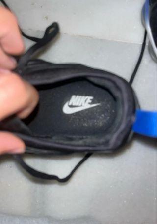 Nike Air VaporMax negras y azules