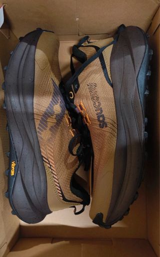 Saucony Xodus Ultra 4 Talla 41