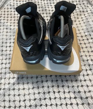 Asics Gel Kayano 14 Negras Talla 36 Nuevas