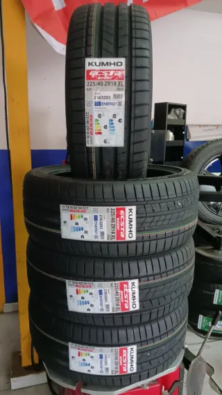 225/40 R18 92Y KUMHO ECSTA SPORT PS72
