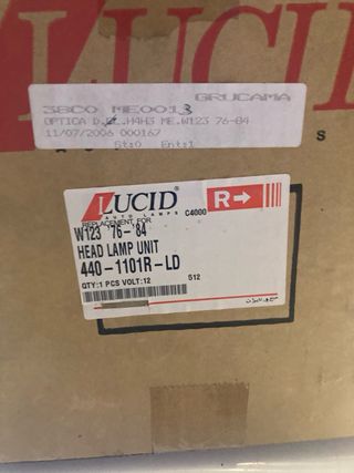 Faro Mercedes Benz W123