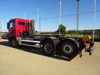 Mercedes AROCS 25 44-CAMIONES GANCHO