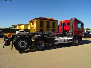 Mercedes AROCS 25 44-CAMIONES GANCHO