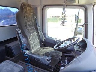Mercedes AROCS 25 44-CAMIONES GANCHO