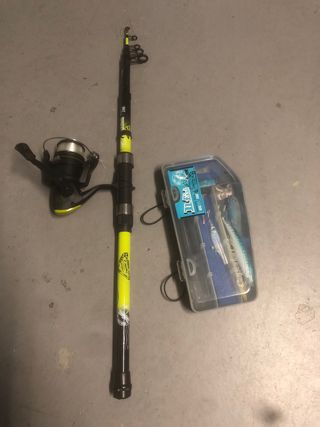 Caña de pescar con carrete