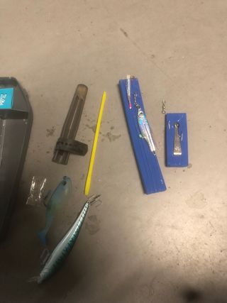 Caña de pescar con carrete