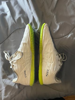 Scarpe da calcio Adidas bianche