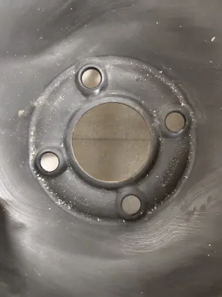 Llanta Renault 15" (1 unidad)