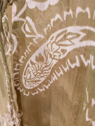 Cardigan verde vaporoso estampado