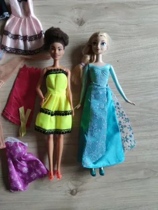 Bambole Disney con Abiti. Rapunzel