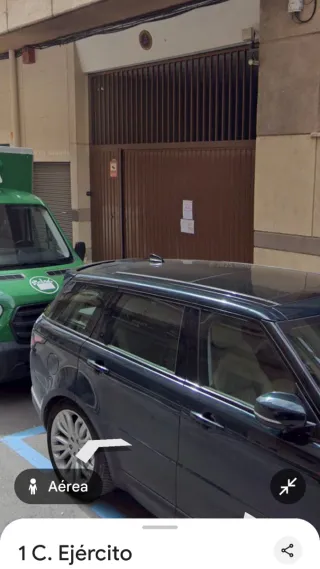 Se alquila plaza de garaje en calle ejercito 4