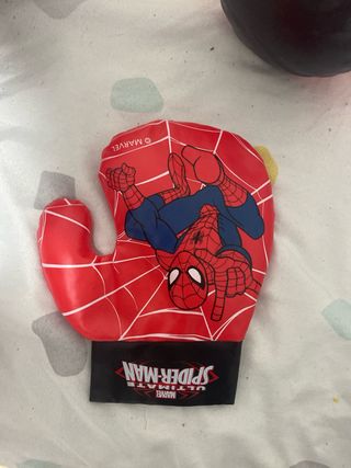 Saco y guantes boxeo Spiderman