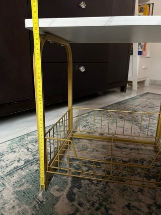 Mesa auxiliar Sklum mármol y oro