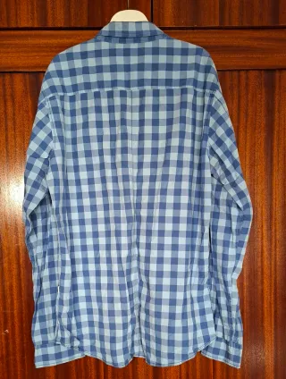 Camicie taglia L (in velluto Benetton) e a quadri (Solid)