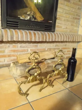 Antiguo juego de morillos para chimenea