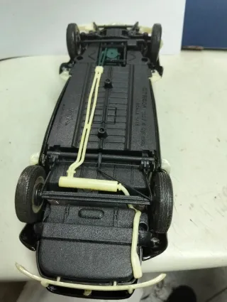 Citroën C15 de juguete vintage