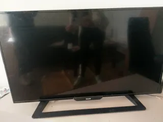 Televisión Philips Negra