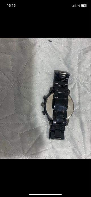 Reloj de acero inoxidable elegante