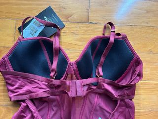 Body Leonisa control suave burdeos