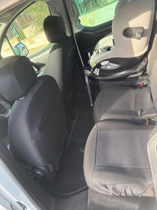 Peugeot Partner 2015