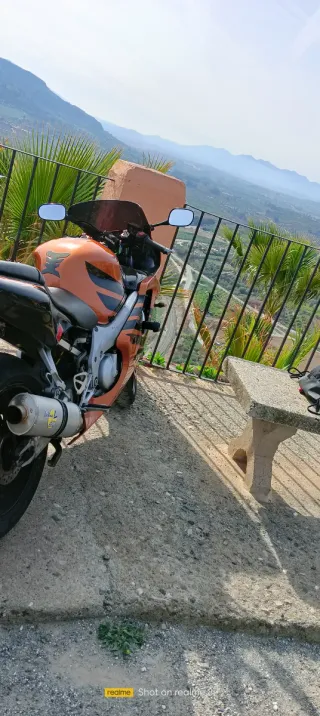 Honda CBR 600 F4 2001