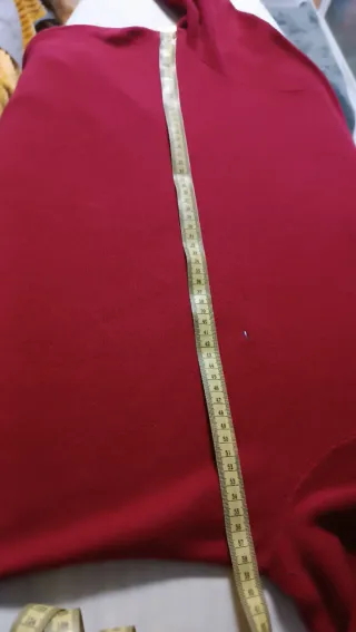 Suéter Tommy Hilfiger rojo. talla M.