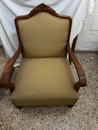 2 butacas antiguas .