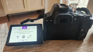 Fotocamera Canon EOS 250D (Rebel SL3) 720 scatti