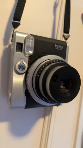 Cámara Instax Mini 90 Fujifilm