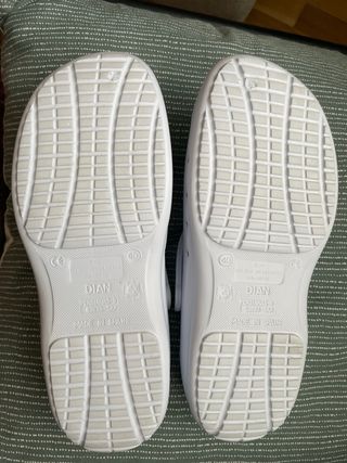 Zapatos de trabajo blancos